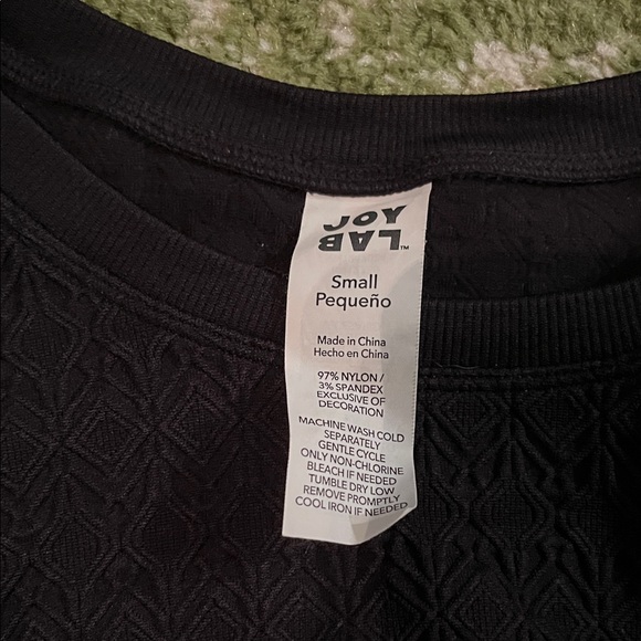 Joy Lab Black Women's High Waist Leggings Long Sleeve Crop Top Cut Out Textured - Picture 4 of 7